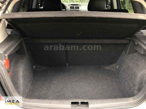 İMZA OTOMOTİV'DEN ÇOK TEMİZ SADECE 147 BİN KM'DE POLO 1.4 SINIF