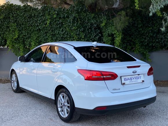 2015 MODEL/SADECE 68.000 KM DE/1.6 Ti-VCT/125 HP/D.EKRAN/G.GÖRÜŞ