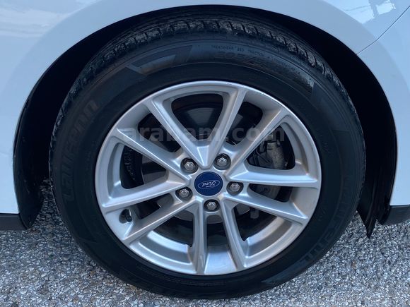 2015 MODEL/SADECE 68.000 KM DE/1.6 Ti-VCT/125 HP/D.EKRAN/G.GÖRÜŞ