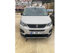 Sahibinden Peugeot Rifter 1.5 BlueHDI Allure 2021 Model Rize