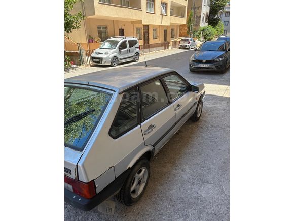 2. Sahibinden - Lada Samara 1.5 2004 Model