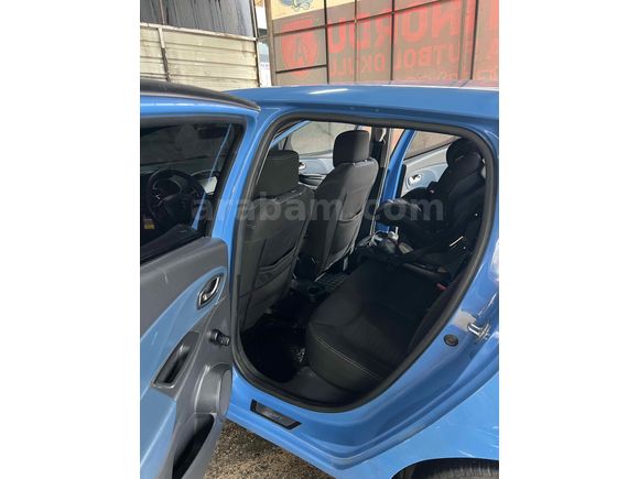 Sahibinden Renault Clio 1.5 dCi Night & Day 2012 Model 