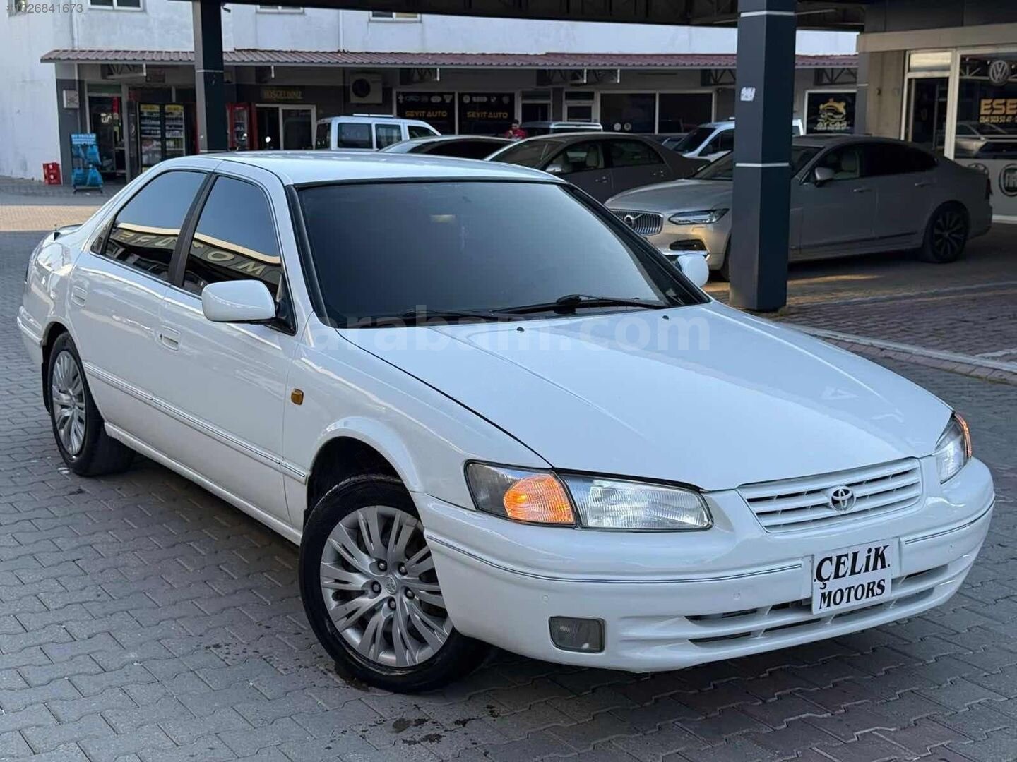 Galeriden Toyota Camry 3.0 GX 1998 Model Adana 350.000 km Beyaz 7