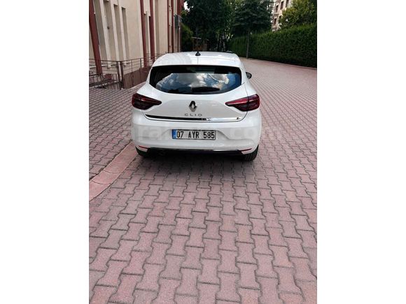 Sahibinden Renault Clio 1.0 TCe Joy 2022 Model 