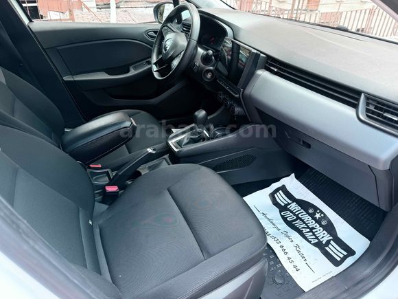 Sahibinden Renault Clio 1.0 TCe Joy 2022 Model 