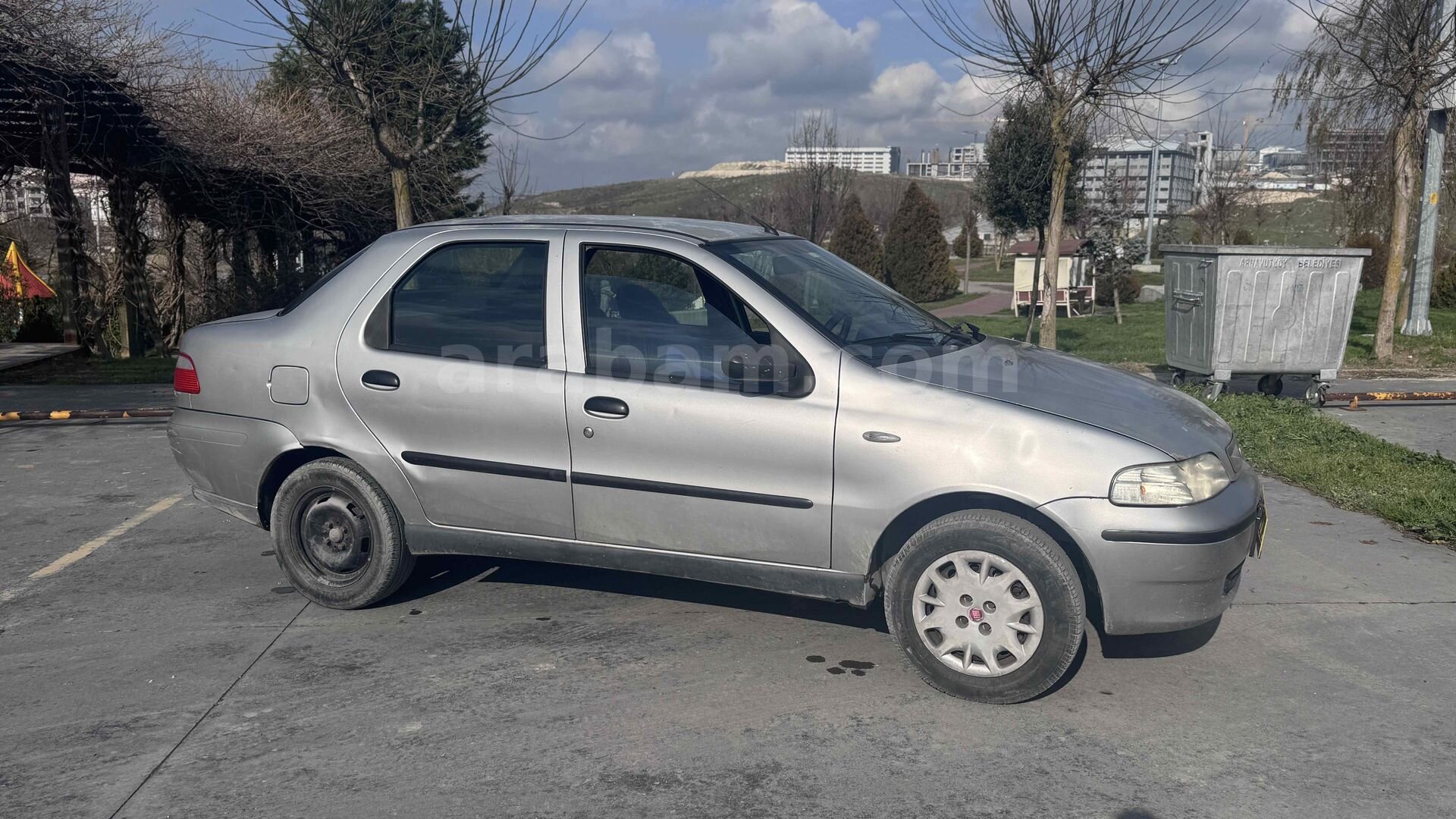 Galeriden Fiat Albea 1.2 Active 2004 Model İstanbul 297.000 km Gri 2