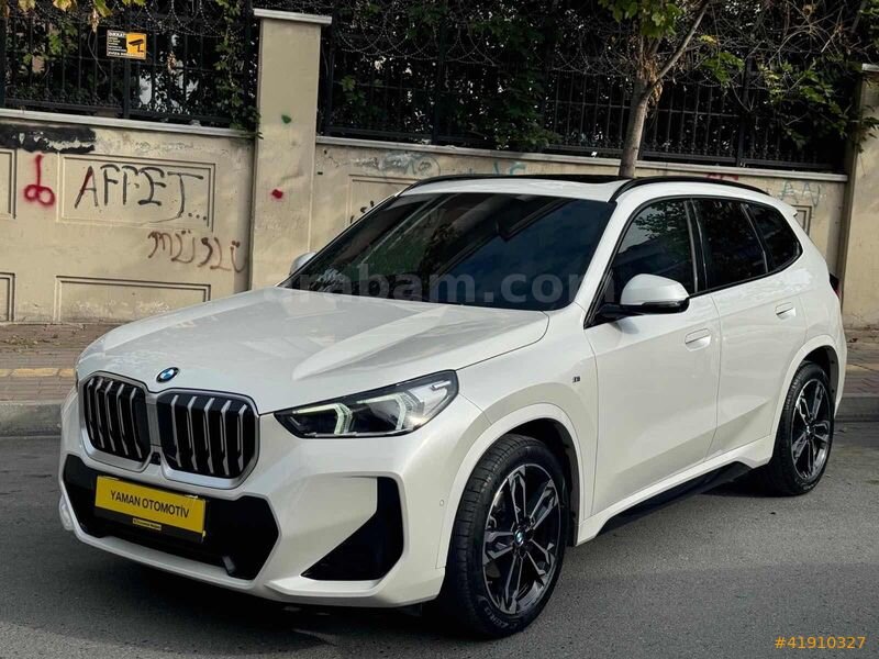 Galeriden BMW X1 18i sDrive M Sport 2022 Model İstanbul 48.000 km Beyaz