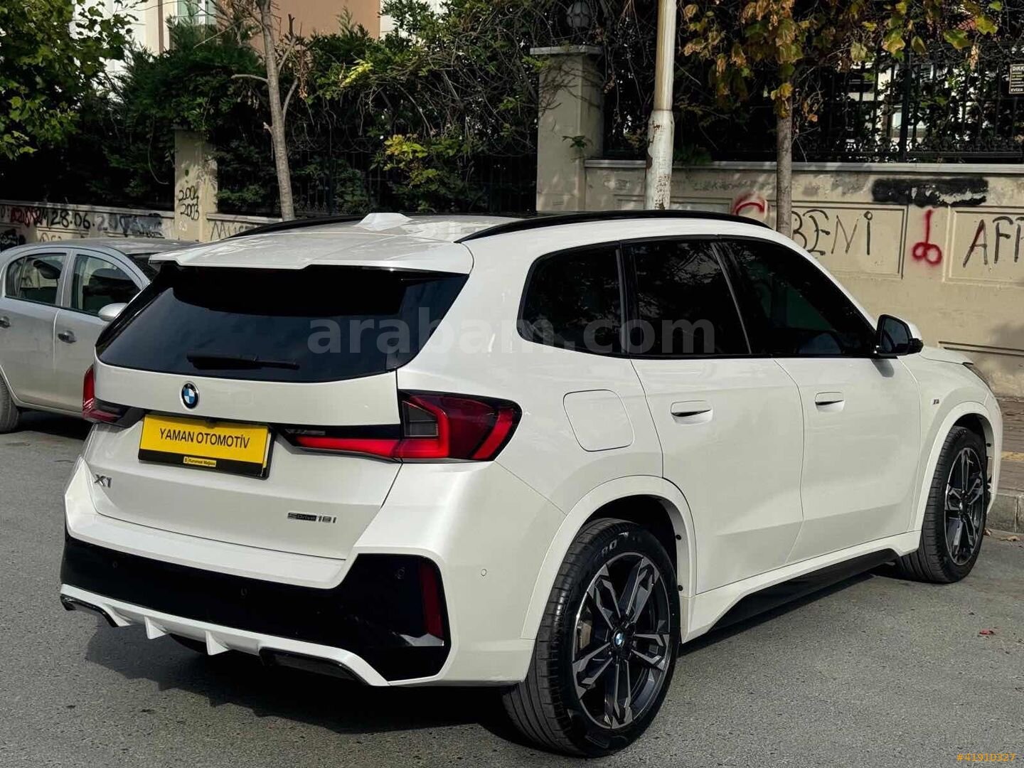 Galeriden BMW X1 18i sDrive M Sport 2022 Model İstanbul 48.000 km Beyaz 5