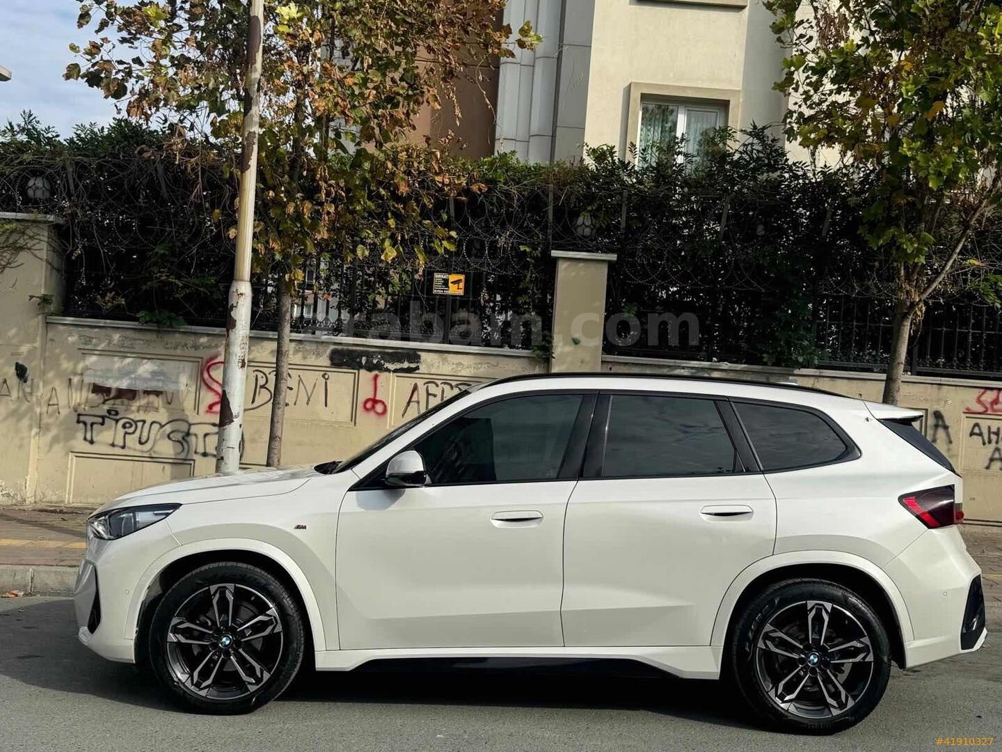 Galeriden BMW X1 18i sDrive M Sport 2022 Model İstanbul 48.000 km Beyaz 7
