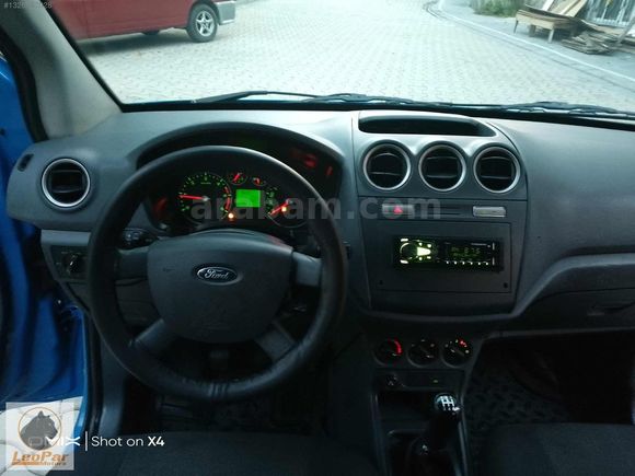 2009 CONNECT 1.8 DİZEL MANUEL 275 BİN KM 90 LIK HATASIZ BOYASIZ