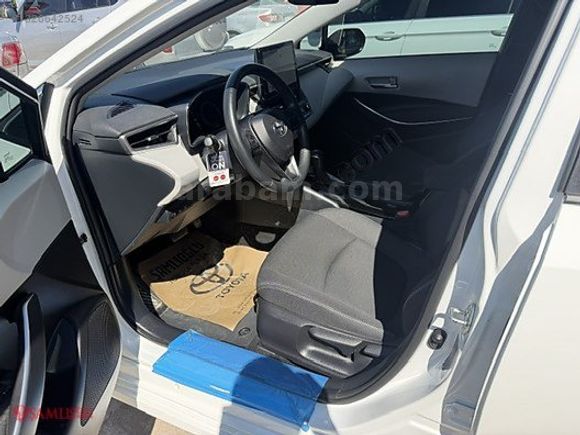 ŞAMLIOĞLU TOYOTA VE BYD BAYİ/2023MODEL/COROLLA 1.5 DREAM X-PACK