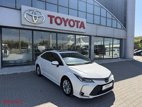 ŞAMLIOĞLU TOYOTA VE BYD BAYİ/2023MODEL/COROLLA 1.5 DREAM X-PACK
