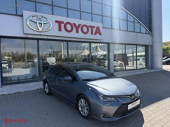 ŞAMLIOĞLU TOYOTA VE BYD BAYİ/2023MODEL/COROLLA 1.5 DREAM X-PACK