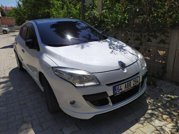 Sahibinden Renault Megane 1.5 dCi Privilege 2011 Model