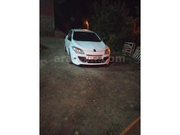 Sahibinden Renault Megane 1.5 dCi Privilege 2011 Model