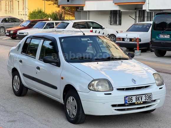 Sahibinden Renault Clio 1.4 RNA 2001 Model 