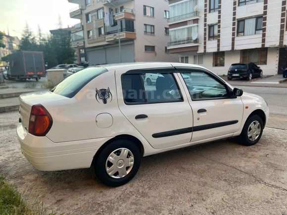 Sahibinden Renault Clio 1.4 RNA 2001 Model 
