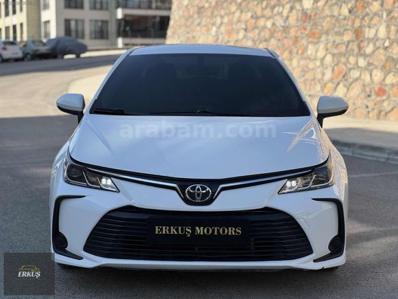 ERKUŞ MOTORS'DAN 2020 CAM GİBİ COROLLA 1.6LPG'Lİ 1LOKAL...