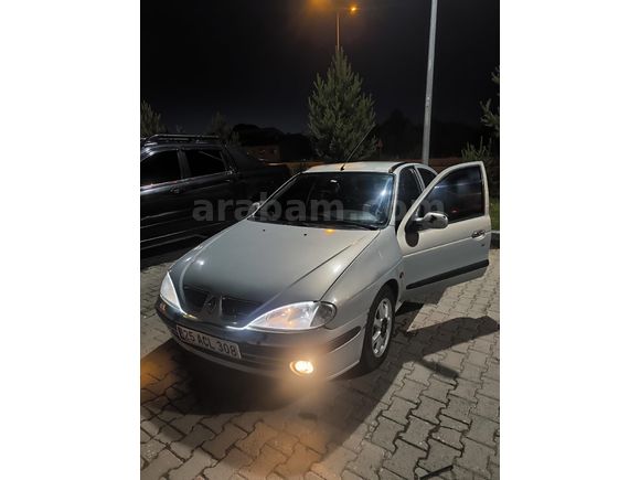 Sahibinden Renault Megane 1.6 Alize 2004 Model
