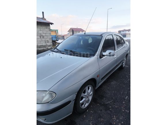 Sahibinden Renault Megane 1.6 Alize 2004 Model