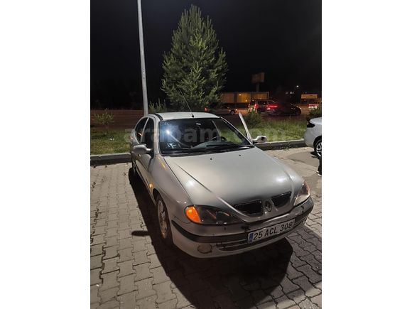 Sahibinden Renault Megane 1.6 Alize 2004 Model