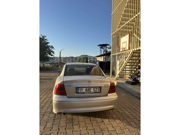Sahibinden Opel Vectra 2.0 CD 2000 Model 