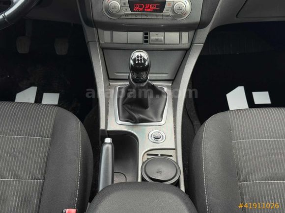 2011 FOCUS TİTANİUM DEĞİŞENSİZ-START&STOP-110.000KM