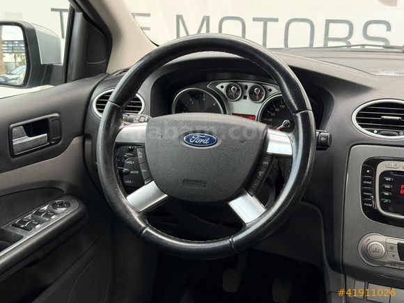 2011 FOCUS TİTANİUM DEĞİŞENSİZ-START&STOP-110.000KM