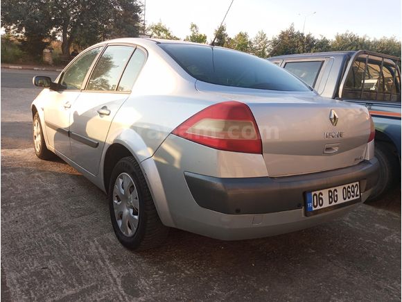 Galeriden Renault Megane 1.5 dCi Expression 2007 Model Rize