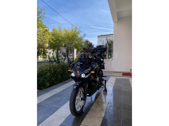 FULL EKSTRALI BAKIMLI TERTEMIZ DÜŞÜK KM GARAJ MOTORU