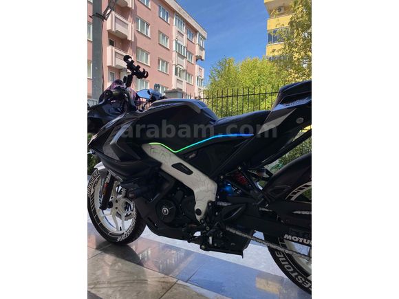 FULL EKSTRALI BAKIMLI TERTEMIZ DÜŞÜK KM GARAJ MOTORU
