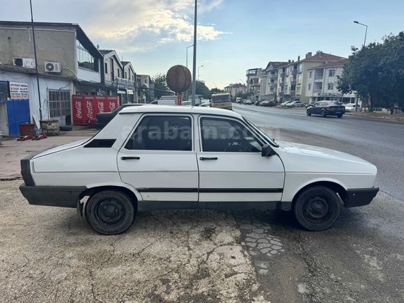 Galeriden Renault R 12 Toros 1989 Model Kırklareli