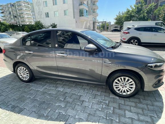 Öğretmenden boyasız, değişensiz Fiat Egea 1.4 Fire 2023 Model  