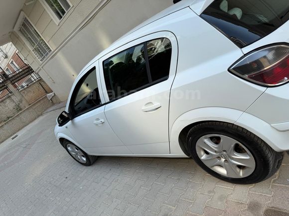 Sahibinden Opel Astra 1.6 Essentia 2013 Model