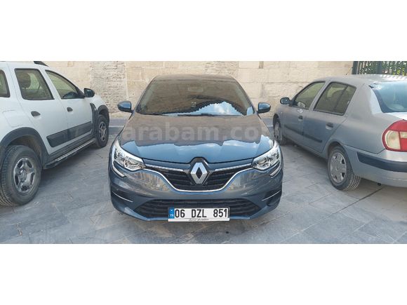 Sahibinden Renault Megane 1.3 TCe Touch 2023 Model