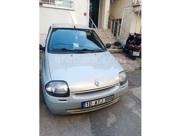 Sahibinden Renault Clio 1.4 RNA 2000 Model