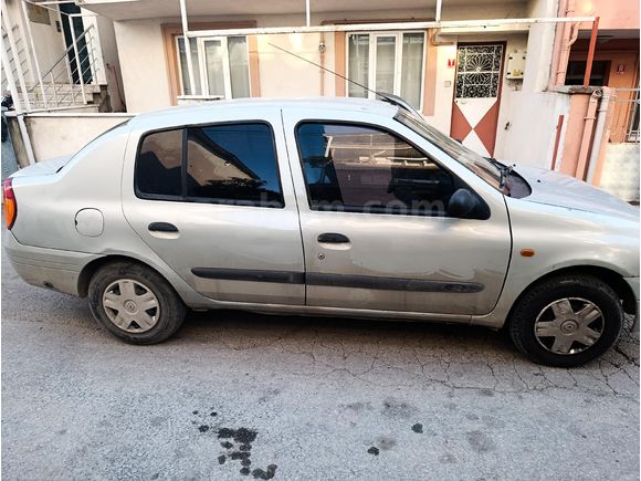 Sahibinden Renault Clio 1.4 RNA 2000 Model