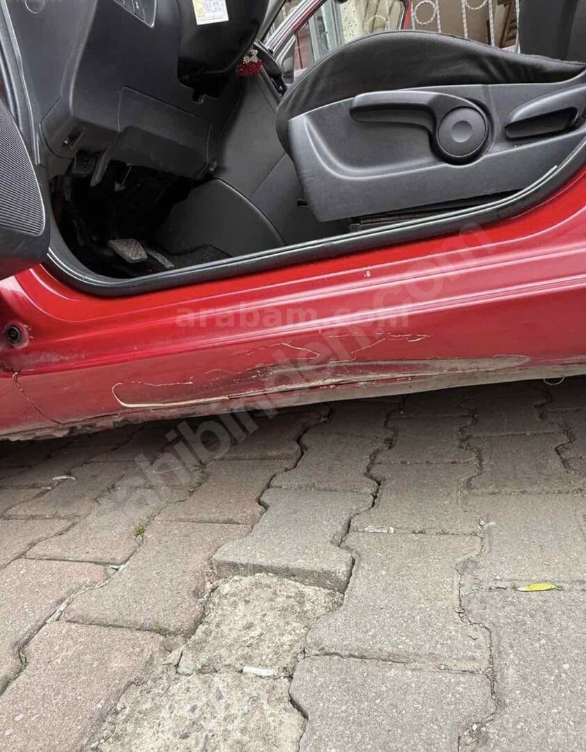 Sahibinden Suzuki Swift 1.2 GL 2012 Model İstanbul 153.000 km Kırmızı 5