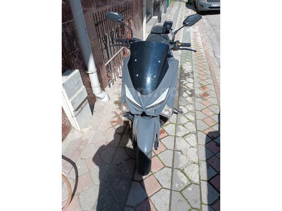 İKİNCİ SAHİBİNDEN TEMİZ MAXİ SCOOTER (KURYEDE KULLANILMAMIŞ)