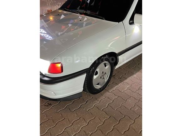 Sahibinden Opel Vectra 2.0 GLS 1995 Model 