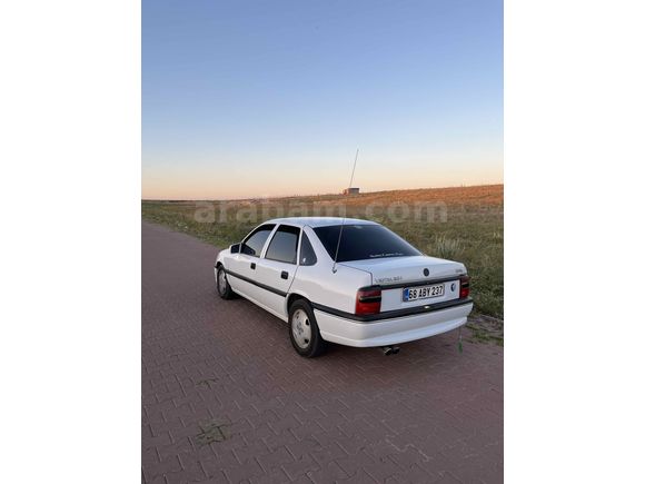 Sahibinden Opel Vectra 2.0 GLS 1995 Model 