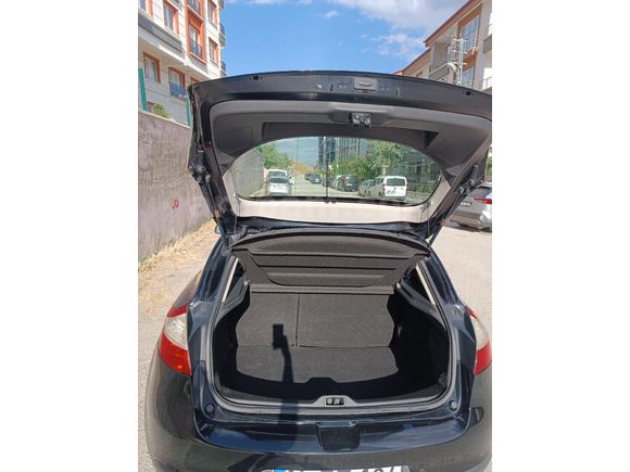 Sahibinden Renault Megane 1.5 dCi Touch 2014 Model