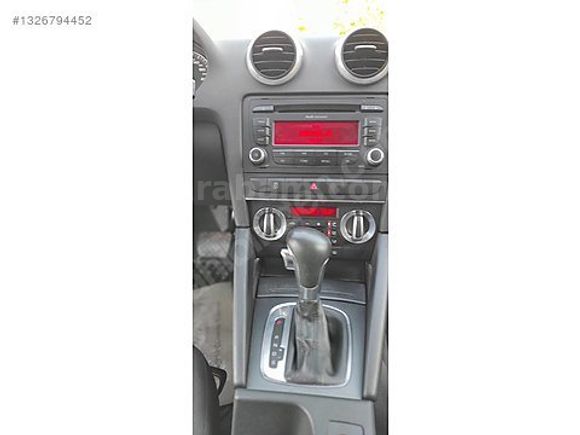 A3 Sportback 1.6 Attraction S-Tronic 141000 KM'DE