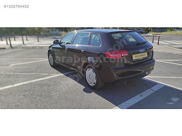 A3 Sportback 1.6 Attraction S-Tronic 141000 KM'DE
