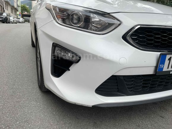 Sahibinden Kia Ceed 1.6 CRDi Elegance 2020 Model 
