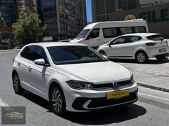 DERE MOTORS'DAN 2022 POLO OTOMATİK DSG GERİ GÖRÜŞ HAYALET EKRAN