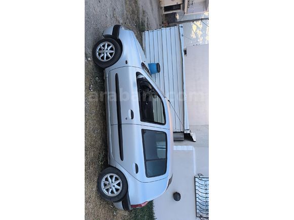Sahibinden Renault Clio 1.6 RXT 2000 Model