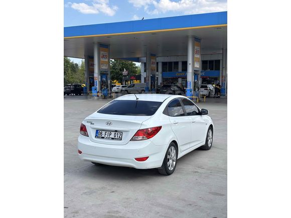 Sahibinden Hyundai Accent Blue 1.4 D-CVVT Mode Plus 2015 Model 