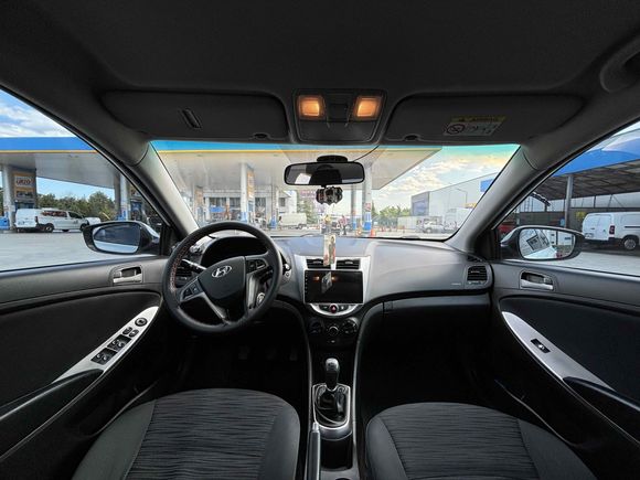 Sahibinden Hyundai Accent Blue 1.4 D-CVVT Mode Plus 2015 Model 