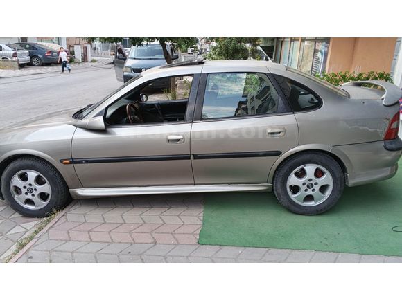 Sahibinden Opel Vectra 2.5 CDX 1997 Model